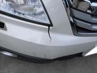 スバルのレガシィアウトバック（DBA-BR9）：傷の修理方法と費用