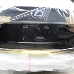 レクサスのGSハイブリッド（DAA-GWL10）：傷の修理方法と費用　リアバンパー他の交換　部品代金97,260円/交換作業、トランク付属品脱着、塗装など　作業工賃92,000円/合計金額（税込）204,401円