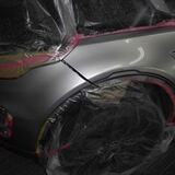 ランドローバーのディスカバリースポーツ（LDA-LC2NB）：傷の修理方法と費用　アーチモール交換　部品代金16,500円/フロントバンパー、左フロントフェンダ板金、塗装　作業工賃160,000円/合計金額（税込）190,620円