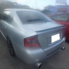スバルのレガシィB4（TA-BL5）：傷の修理方法と費用　フロントバンパー、ヘッドランプ他交換、右フロントフェンダーエプロン、左リアクォーターインナーパネルなどの板金、塗装、他