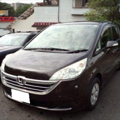 ホンダのステップワゴン DBA-RG1 　：傷の修理方法と費用　リアバンパー修理費用、リアゲート板金、左右スライドドア板金、他　総工賃242,950円／フロントバンパー他　部品代計56,300円