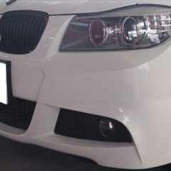 BMWの3シリーズ LBA-PG20 　：傷の修理方法と費用　フロントバンパー修理費用 工賃30,000円