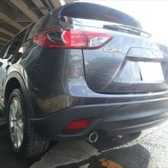 マツダのCX-5 LDA-KE2FW　：傷の修理方法と費用　フロントバンパー・リアバンパー脱着、修理費用、塗装　総工賃25,000円