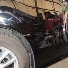 トヨタのプリウス DAA-ZVW30 　：傷の修理方法と費用　左クォータパネル板金塗装　工賃65,000円