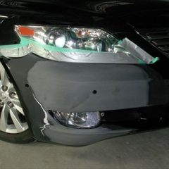 トヨタ　レクサスのNX　：傷の修理方法と費用　フロントバンパ修理費用 45,000円（技術料）