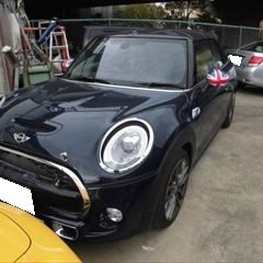 MINI（DBA-WG20）：傷の修理方法と費用　ボンネット、センターグリル他の交換、フロントバンパー脱着修理、左クォーターパネル板金、塗装、他