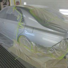 トヨタのクラウンアスリート（DBA-GRS180）：傷の修理方法と費用　左テールランプ交換、左クォーターパネル、エンドパネル板金、リアバンパー脱着修理、塗装