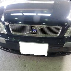 ボルボのV40（GF-4B4204W）：傷の修理方法と費用　フロントバンパー修理、塗装　作業工賃40,000円/合計金額（税込）43,200円