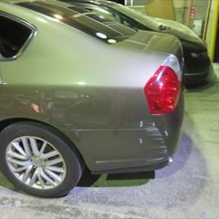 日産のフーガ（CBA-Y50）：傷の修理方法と費用　左クォーターパネル板金、塗装、リアバンパー修理　作業工賃120,000円/合計金額（税込）129,600円