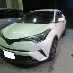 トヨタのC-HR（DAA-ZYX10）：傷の修理方法と費用　左リアドア板金、塗装／合計金額（税込み）108,000円