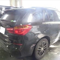 BMWのX1（DBA-HS20）：傷の修理方法と費用　リアバンパー修理、塗装　作業工賃70,000円/合計金額（税込）75,600円