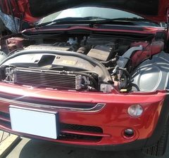 BMWのミニ（GH-RA16）：エンジンマウント交換、ヒーターホースジョイント交換、フロントストラットアッパーマウント（左・右）交換　部品代54,860円/技術料50,000円（税別）