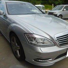 メルセデス・ベンツのS550（DBA-221071）：傷の修理方法と費用　フロントバンパー修理費用　作業工賃60,000円