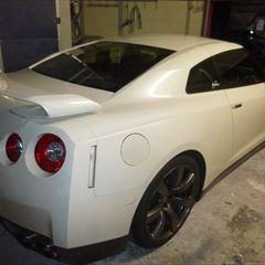 日産のGTR（CBA-R35）：傷の修理方法と費用　リアバンパー修理費用、塗装　作業工賃40,000円／合計金額（税込）43,200円