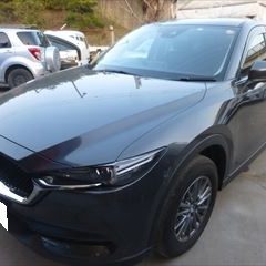 マツダのCX-5（DBA-KFEP）：傷の修理方法と費用　フロントバンパー、左フロントフェンダ修理、塗装　作業工賃120,000円/合計金額（税込）129,600円