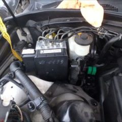 トヨタのクラウンマジェスタ（DBA-UZS186）：24カ月点検、車検代行、ブレーキ修理、ABSポンプユニットASSAY（中古）交換など