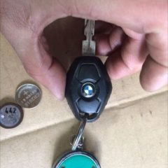 BMW：鍵の電池交換