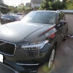 ボルボXC90（DBA-LB420XC）：傷の修理方法と費用　左リアドア・フェンダーパネル鈑金塗装、ドアエッジモール交換　