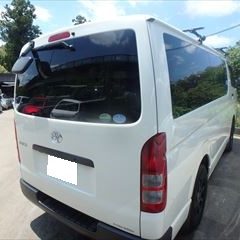 トヨタのハイエース（QDF-KDH201V）：傷ヘコミの修理方法　バックパネル　板金修理　リアバンパー　部品交換　