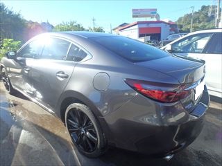 マツダ・MAZDA6（3DA-GJ2AP）：傷の修理方法　リアバンパー、左リアフェンダー鈑金