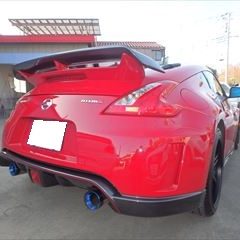日産のフェアレディz（CBA-Z34）　傷の修理方法　リアライセンスプレート、リアバンパーフェーシア、リベット、その他部品の交換、リアアッパパネルの鈑金塗装